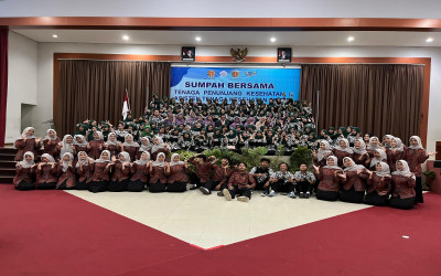 Siap Mengabdi di Dunia Kesehatan, 133 Siswa SMK Kesehatan Sadewa Wates Ikuti Sumpah Bersama
