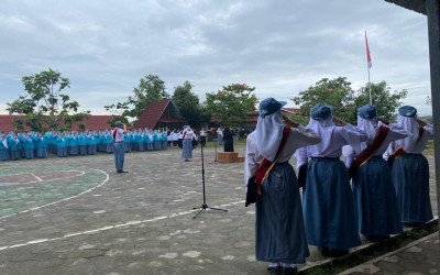 SMK Kesehatan Sadewa Wates Tanamkan Nilai Persatuan di Hari Sumpah Pemuda ke-97