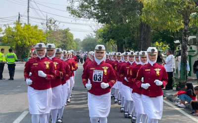Peleton Inti Putri Trisa Vijayottara Bawa Semangat dan Kreativitas di Pawai Kulon Progo